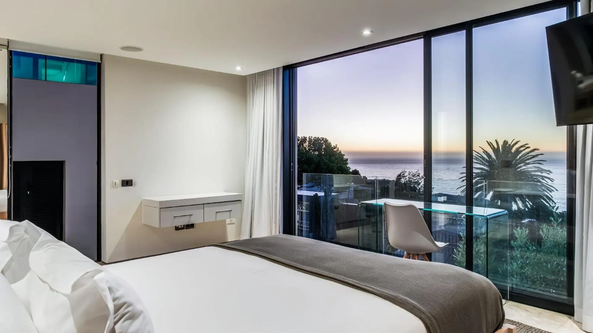 Prima Views Villa Cape Town 0*,
